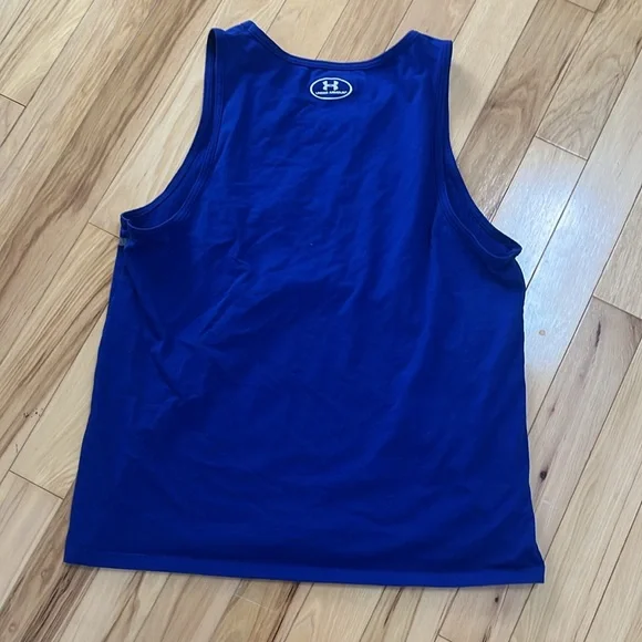 Men’s large blue under Armour tank - Picture 3 of 3